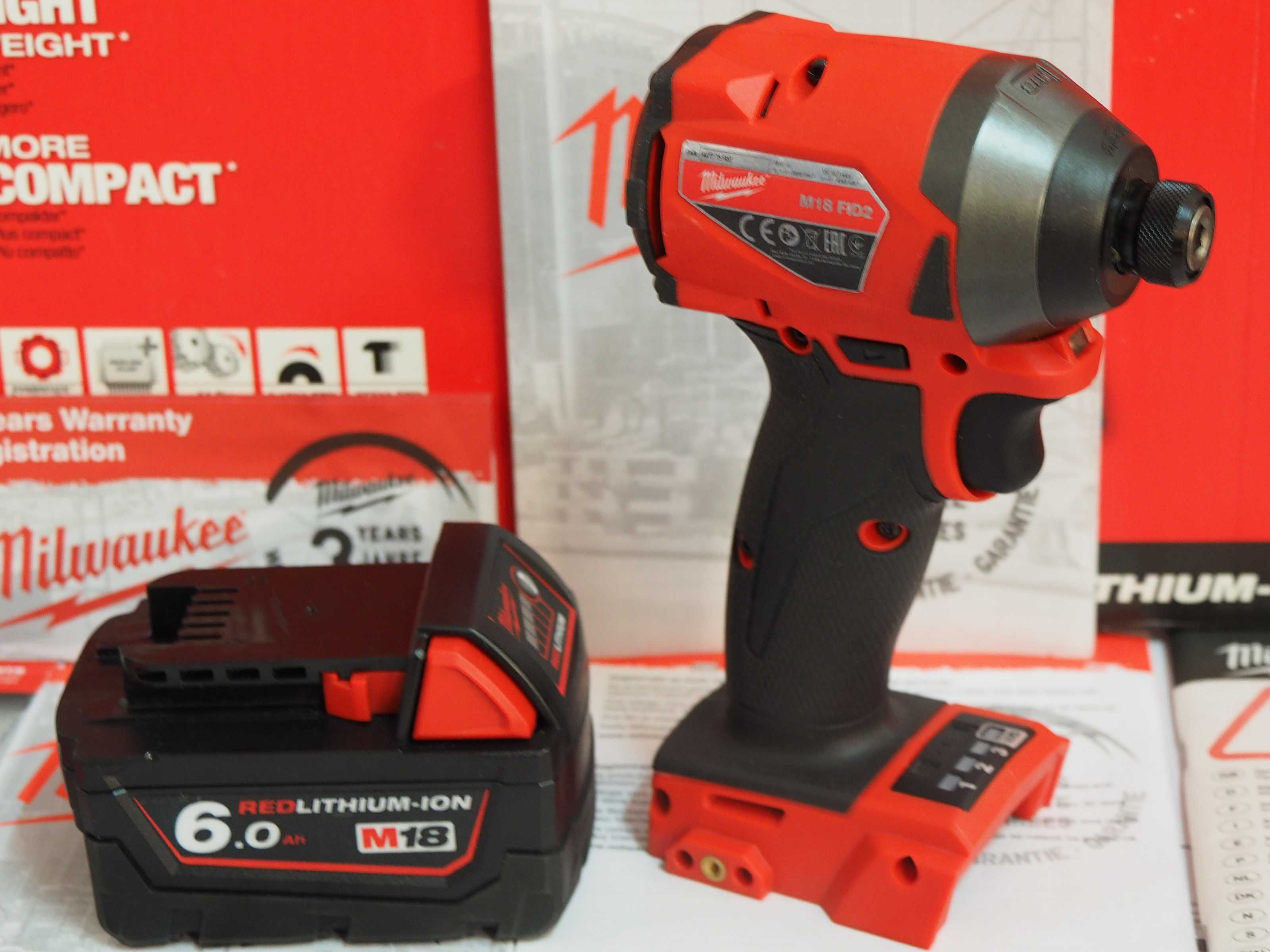 Zakretarka udarowa klucz MILWAUKEE M18 FID2 bateria 18v 6ah 226Nm