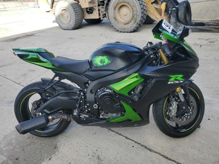 2016 SUZUKI GSX-R750