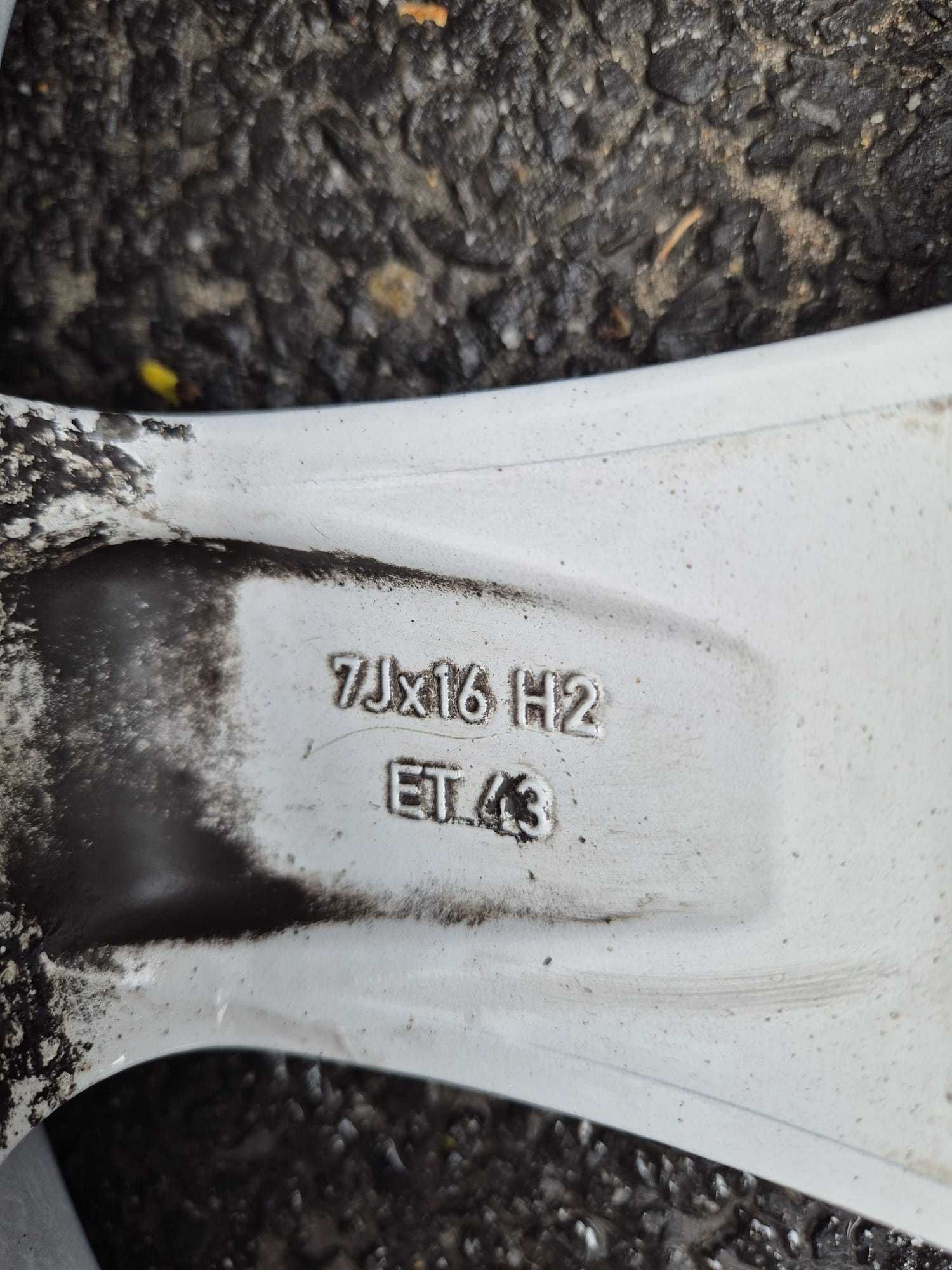 Koła alufelgi Mercedes 16"