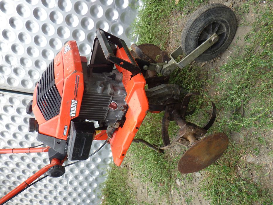 KUBOTA Mocna Glebogryzarka Spalinowa z Napędem Japońska