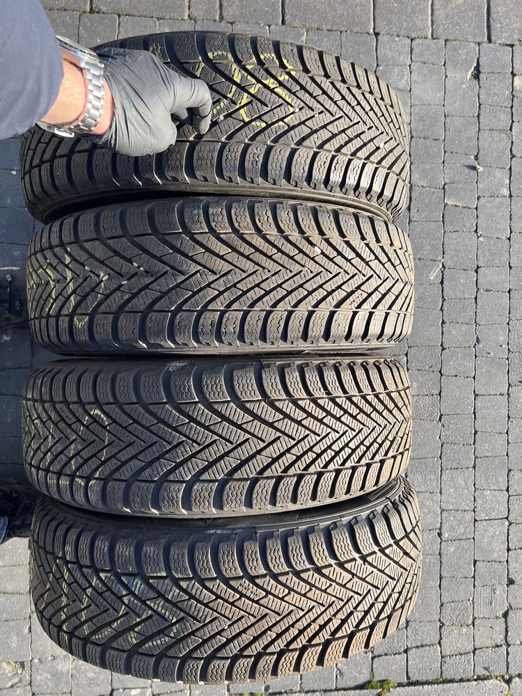 Z8 opony zimowe 4.szt Pirelli 185/60/15 Winter Cinturato DOT 2018*