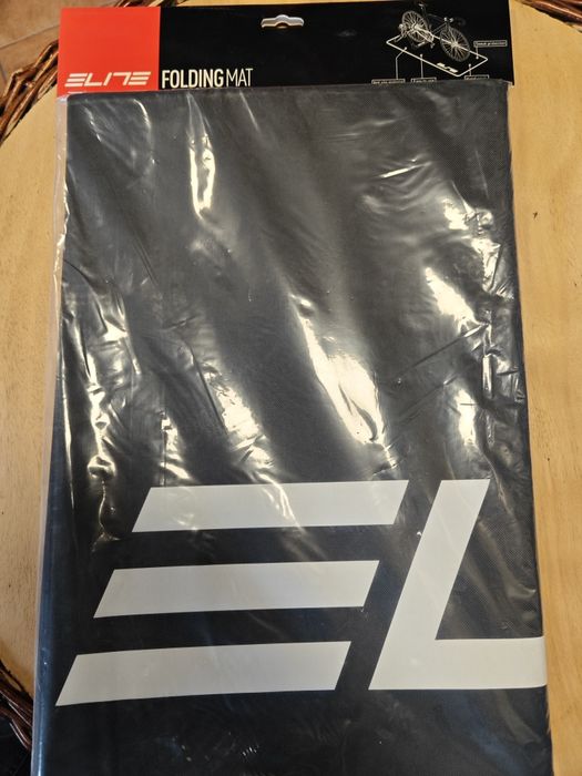 Okazja. Nowa mata pod trenażer Elite Folding Mat