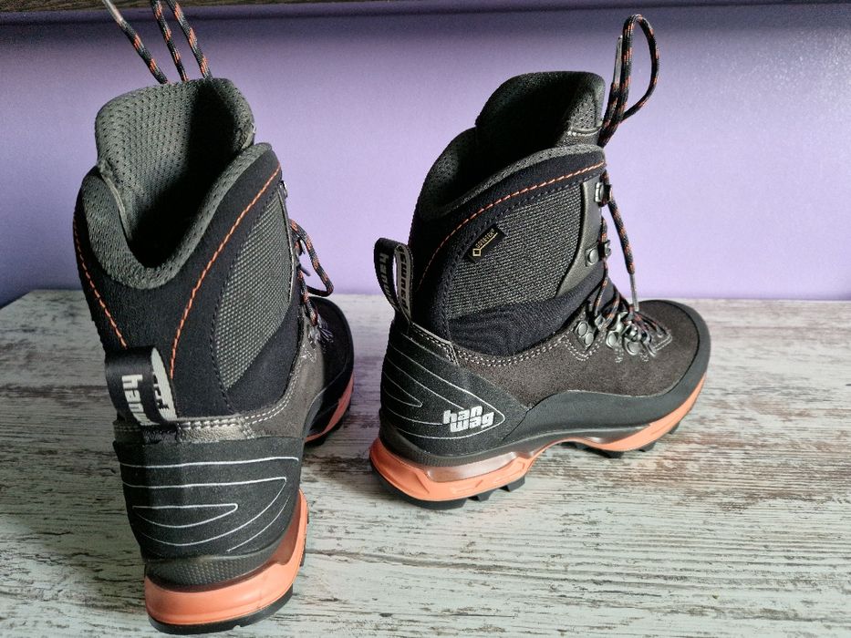 Сучасні та якісні жіночі трекінгові черевики Hanwag Alverstone II Lady