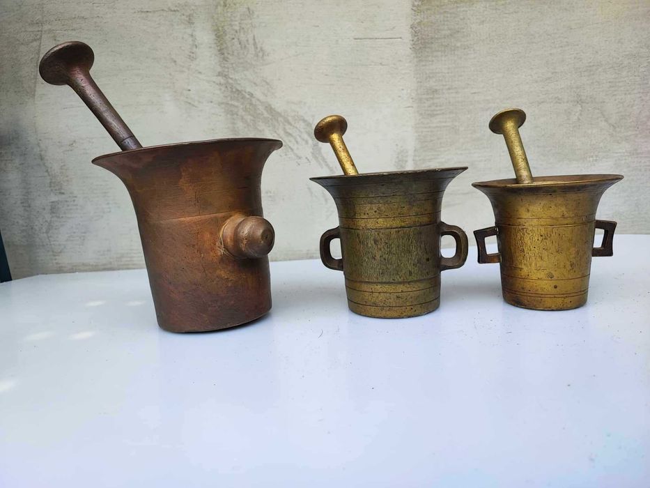 Przedwojenny,brąz,spiż,moździerz z tłuczkiem,mozdzierz,cena za 3 szt.