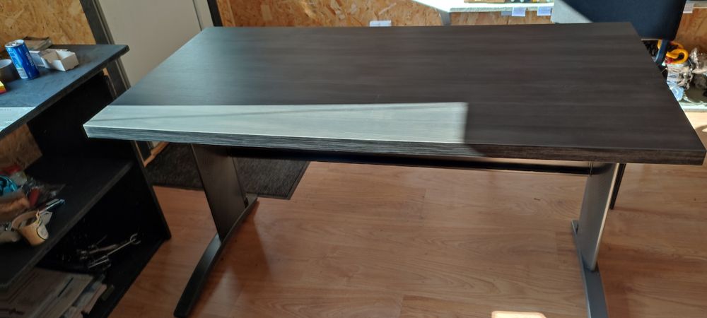 Komplet biurko, fotel obrotowy