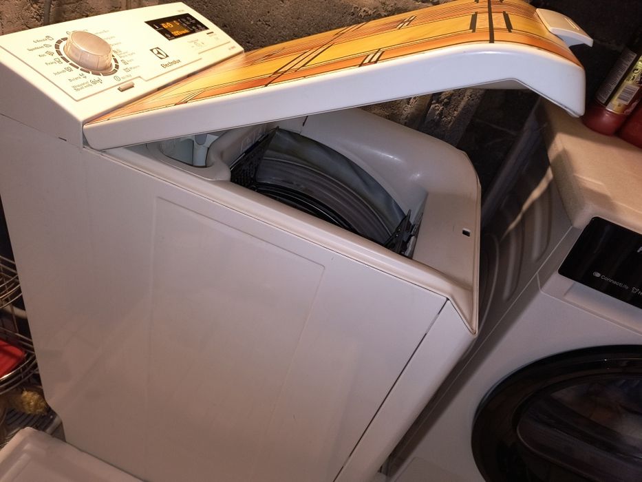 Pralka Electrolux ewt1066 ekw otwierana z góry A++