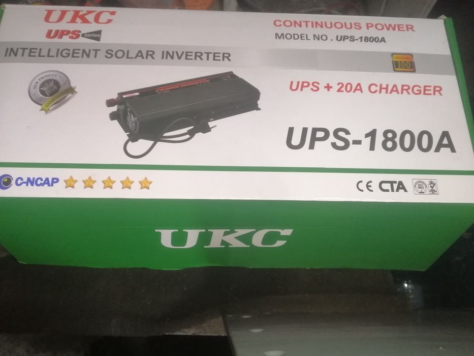 Инвертор 12 220 с зарядкой 20А