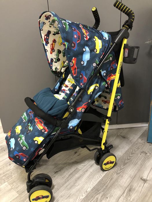 Прогулянкова коляска Cosatto