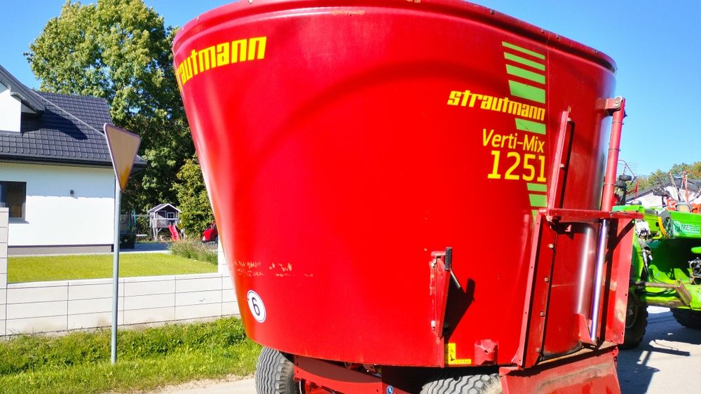 Paszowóz wóz paszowy Strautmann Vertimix 951