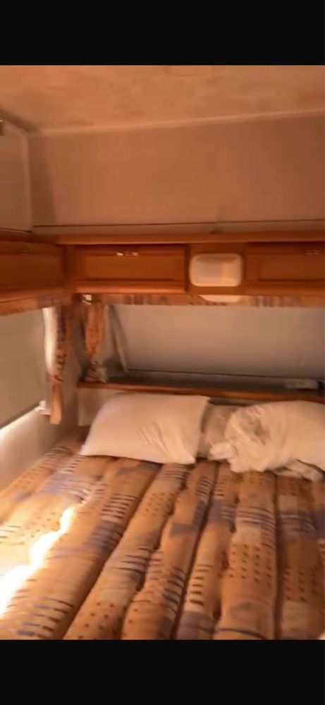 RESERVADA Caravana pequena rebativel c/wc completo cabe em garagens