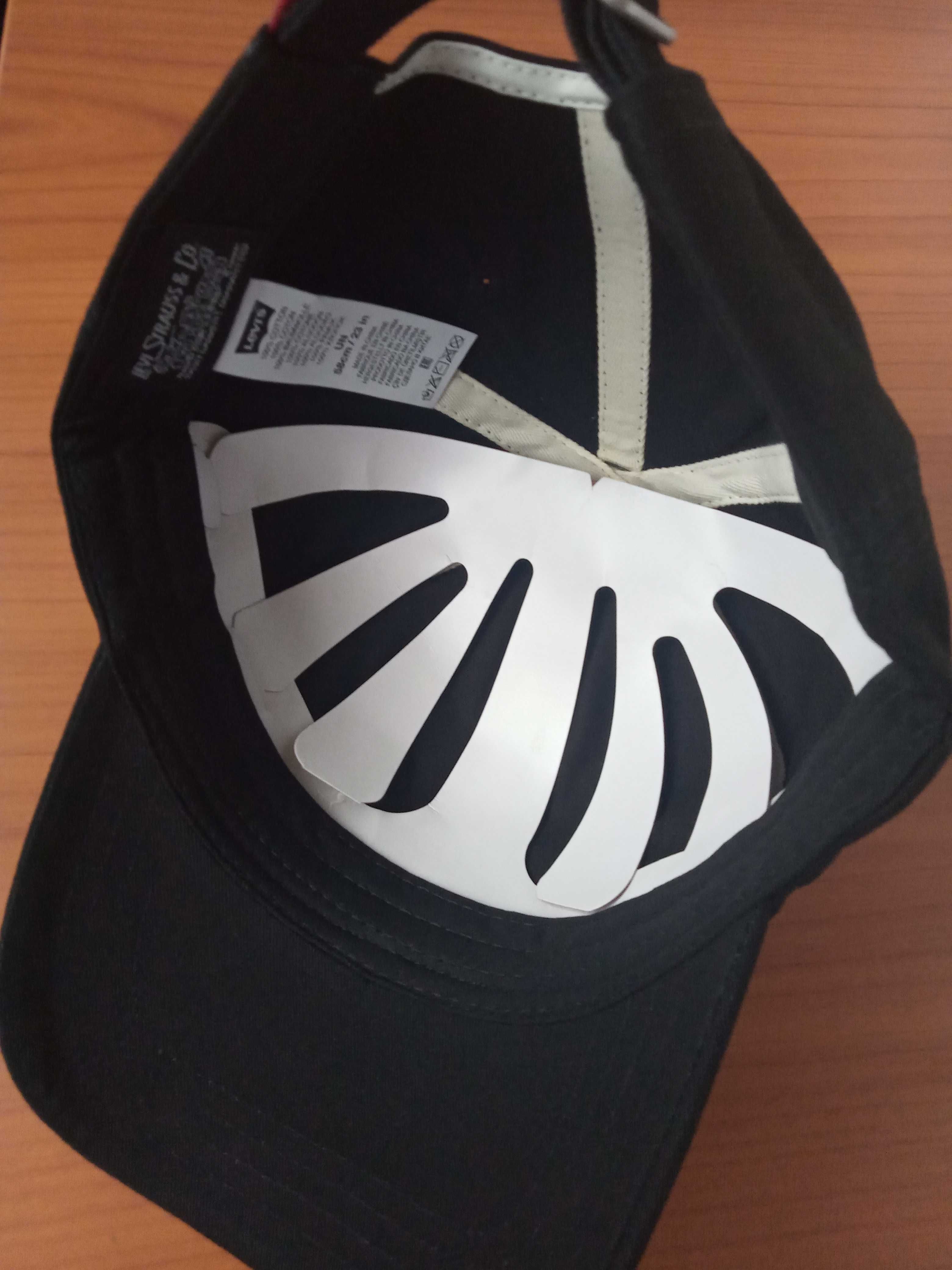 Nowa 100%  oryginalna czapka z daszkiem Levis czarna unisex