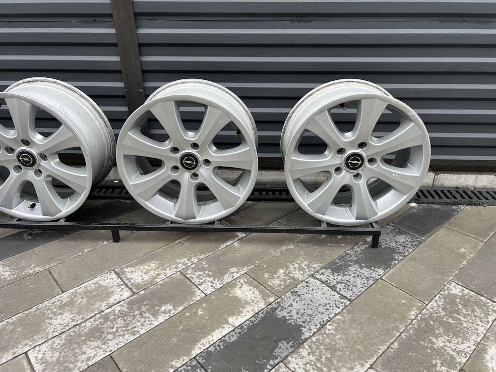 Диски 17R 5x120 BWW Vivaro Trafic T5