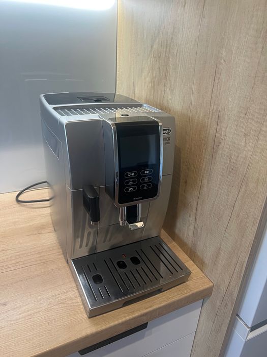 Ekspres do kawy De’Longhi Dinamica Plus ECAM 370.95.S