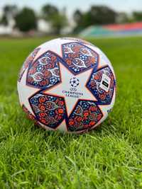 Футбольний мяч Adidas FINALE LEAGUE