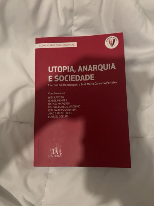 Livro “Utopia, anarquia e sociedade”