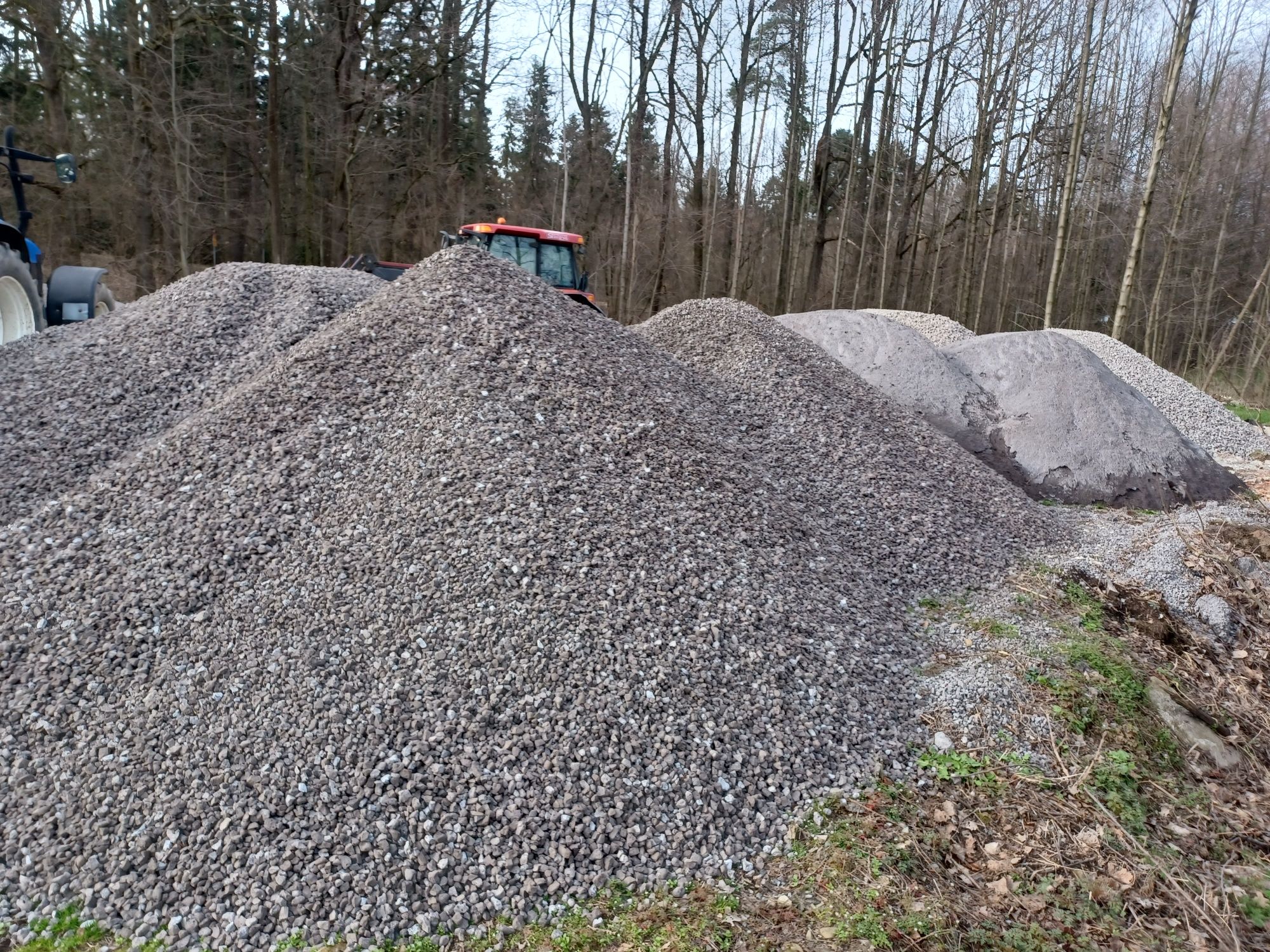 Usługi koparko-ładowarką walec mini-koparką transport