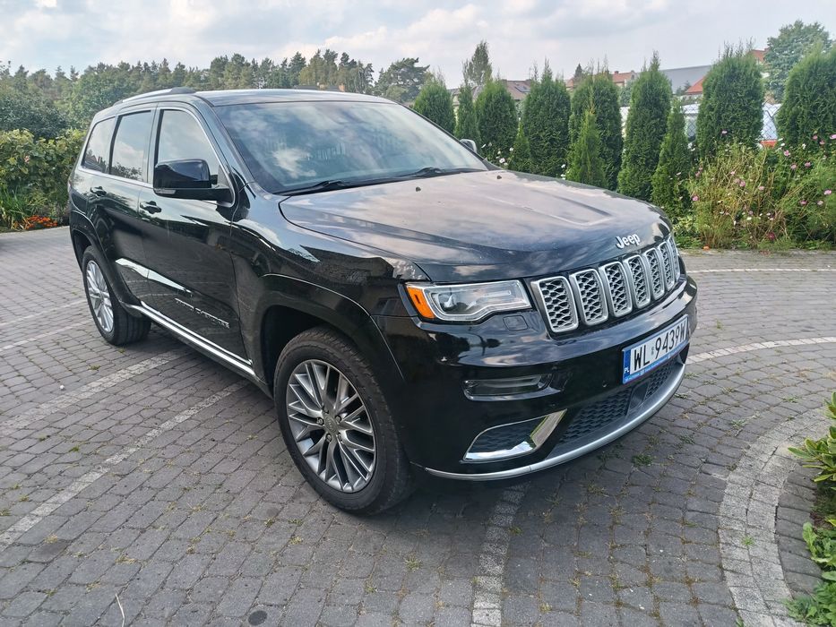 Jeep grand Cherokee 5.7 hemi summit 2017