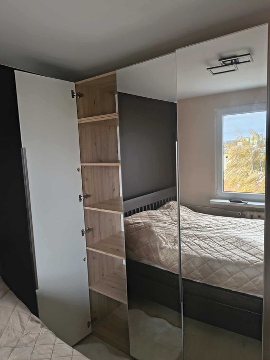 Szafa trzydrzwiowa z lustrami -nowa, pojemna, elegancka