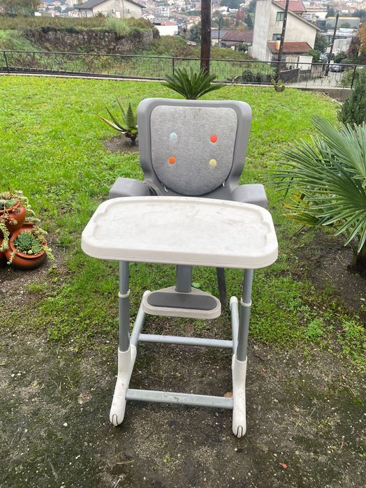 Cadeira de alimentação
