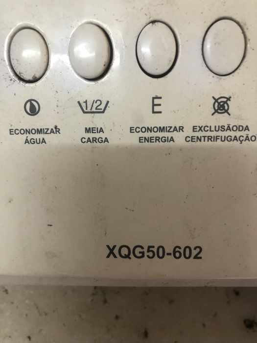 Vendo varios componentes desta maquina de lavar a roupa