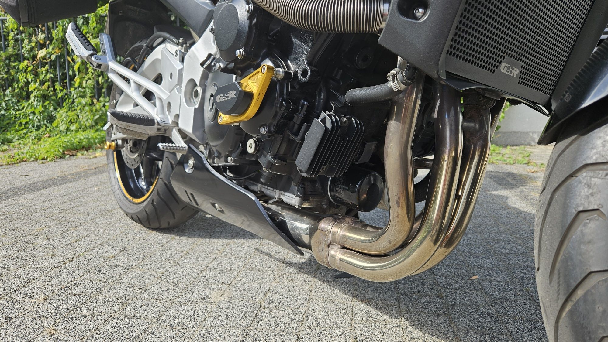 Suzuki GSR 600, rok 2006