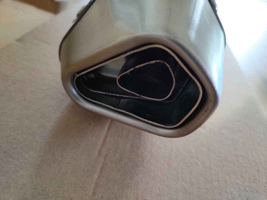 Wydech r1 r6 cbr cb zx z gsf gsxr 600/750/1000 KTM FZ1 FZ6 gsr xj r rr