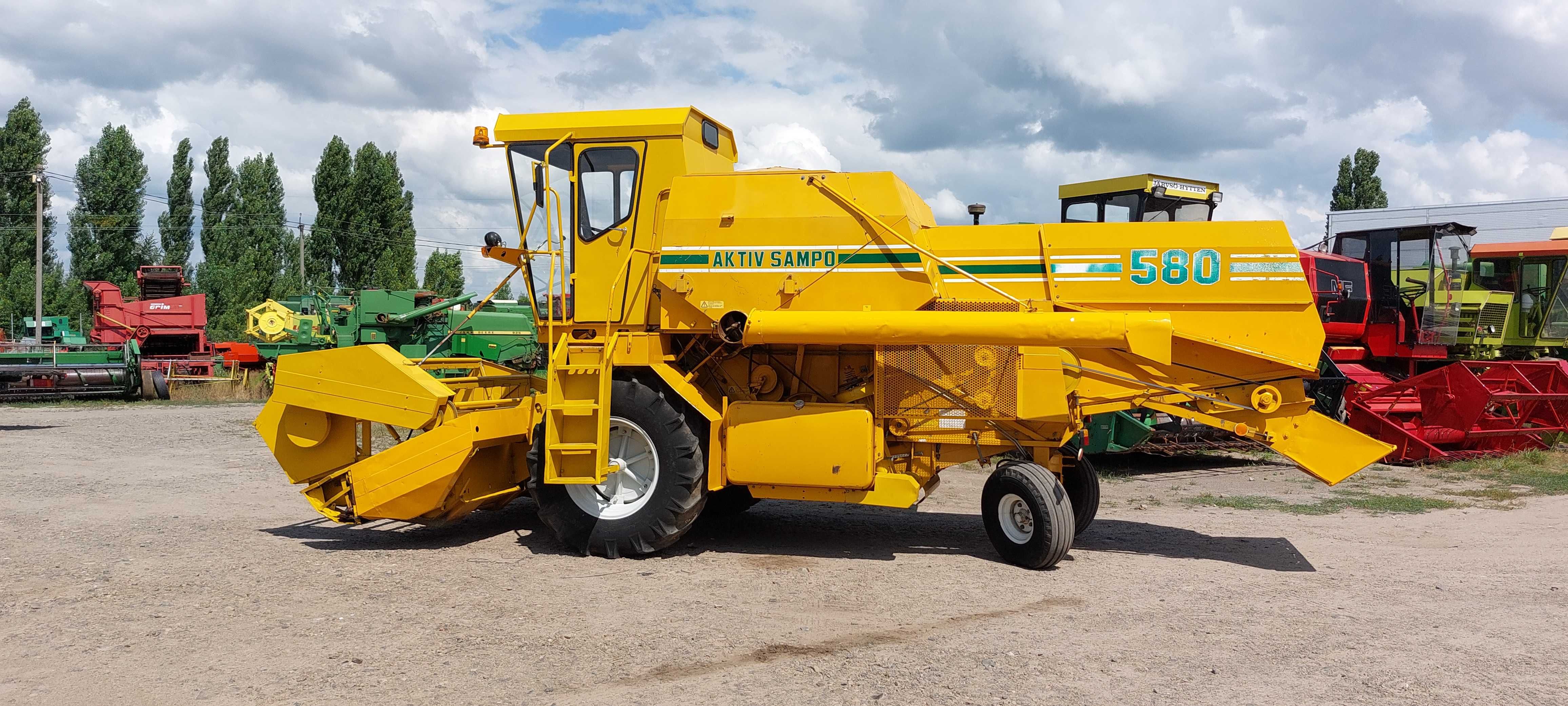 Міні  комбайн зернозбиральний комбайн Sampo 580 2.7м