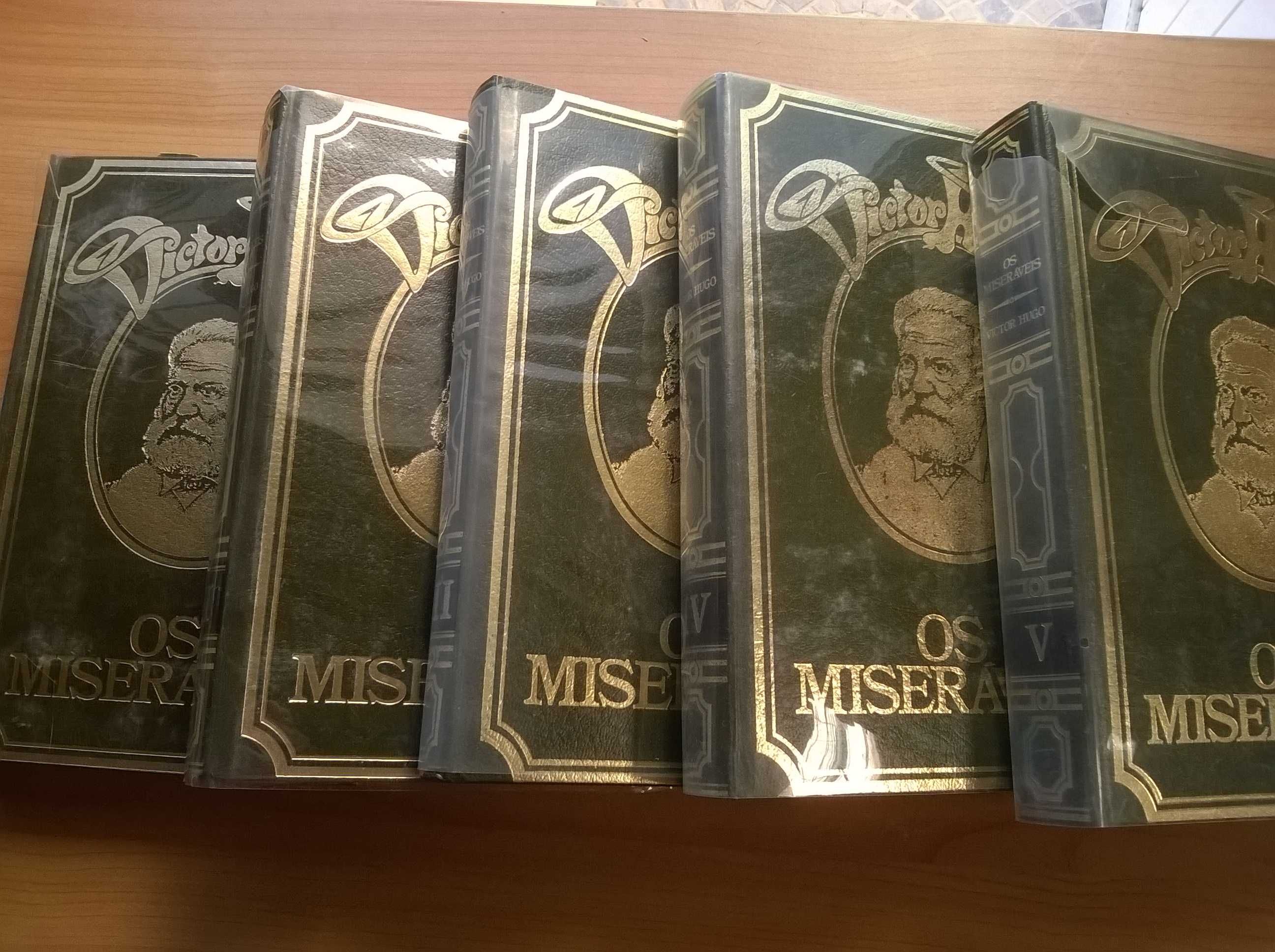 Os Miseráveis (5 vols)  - Víctor Hugo