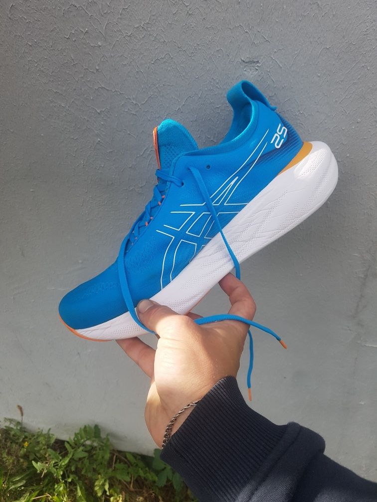 Asics Gel-Nimbus 25