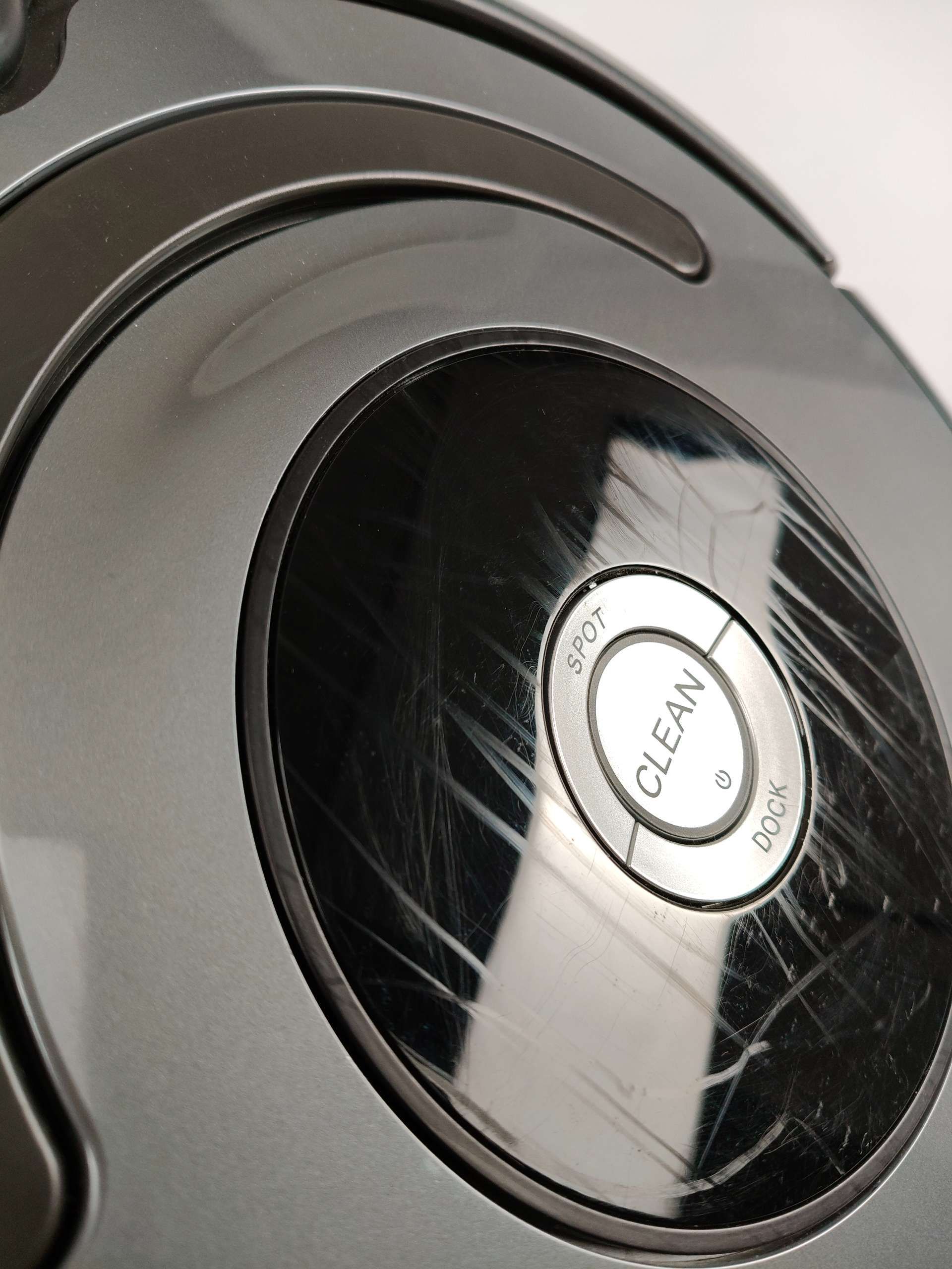 Robot sprzątający iRobot Roomba 676 czarny