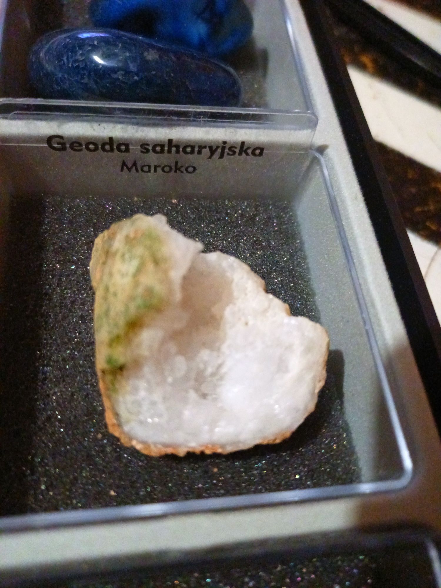 Minerały świata National geographic: gazeta z minerałem