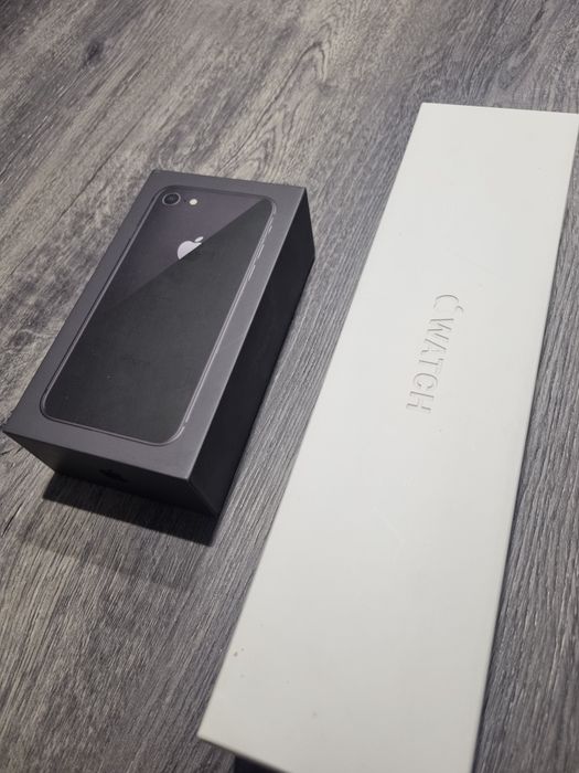 Iphone 8 + smart watch 4