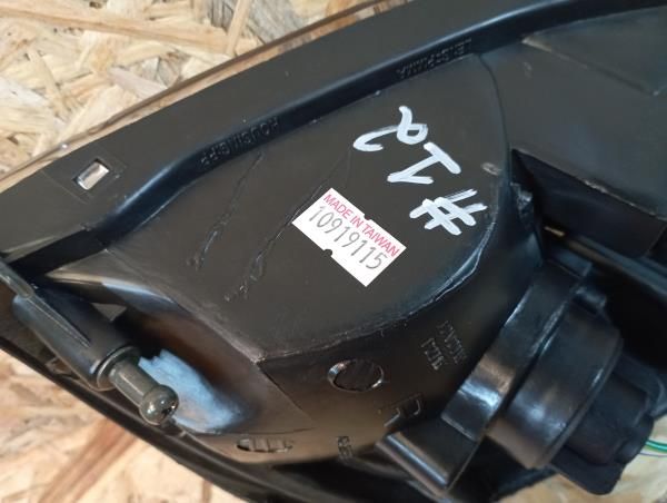 Pisca frente direito NISSAN Pick Up III (D22)