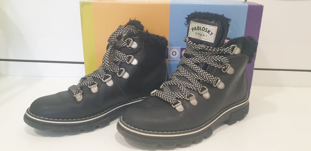 Bota pablosky, tamanho 31, preta