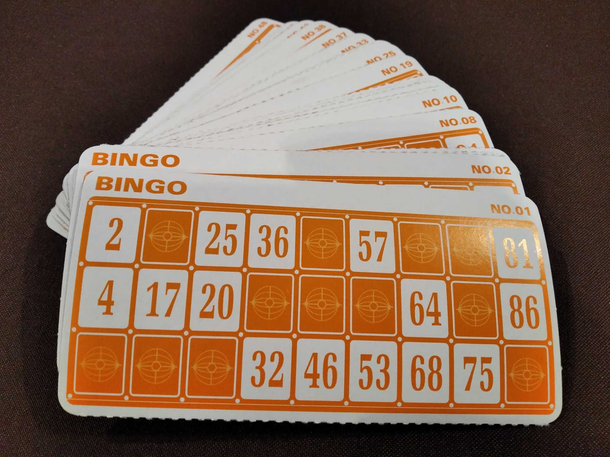 48 cartões de bingo