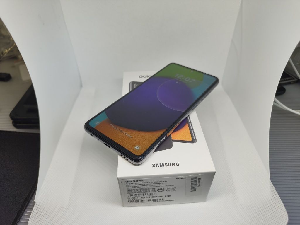 Nowy Samsung A52 6fb/128gb 90Hz 64Mpix