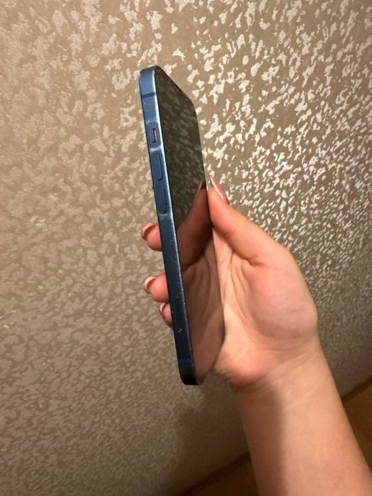 Продам айфон 13/128 iphone 13/128