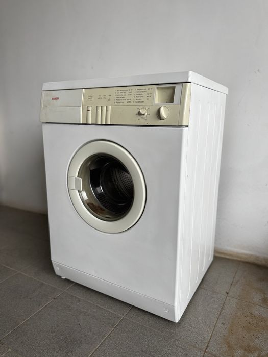 Пральна машинка Bosch WFF 1201