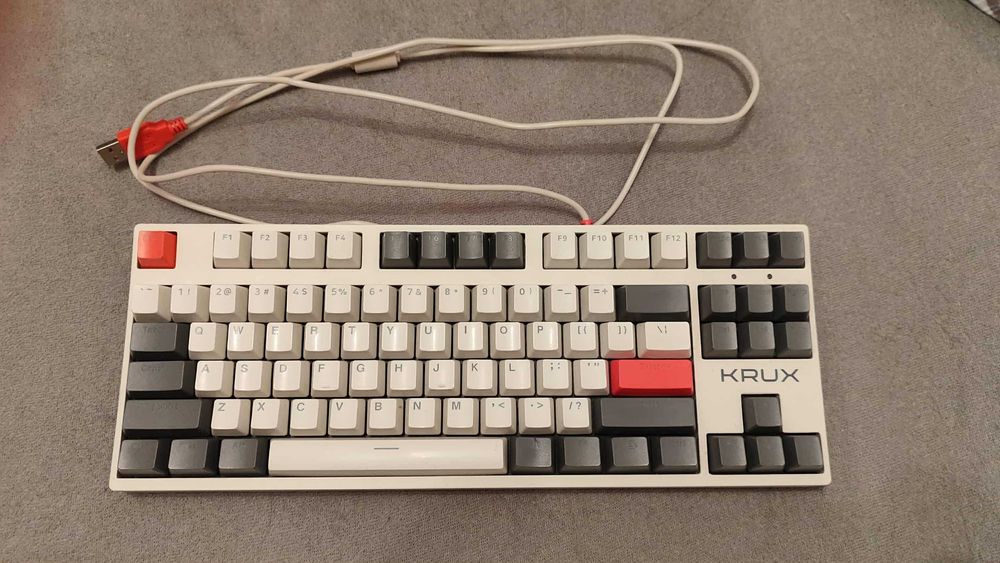 Klawiatura KRUX atax pro retro rgp outemu black Używana!