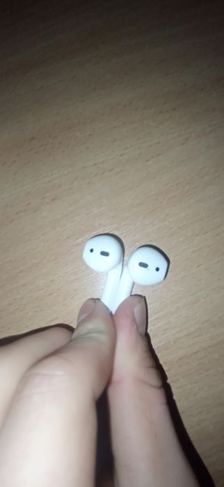 Аирподс 1 поколения