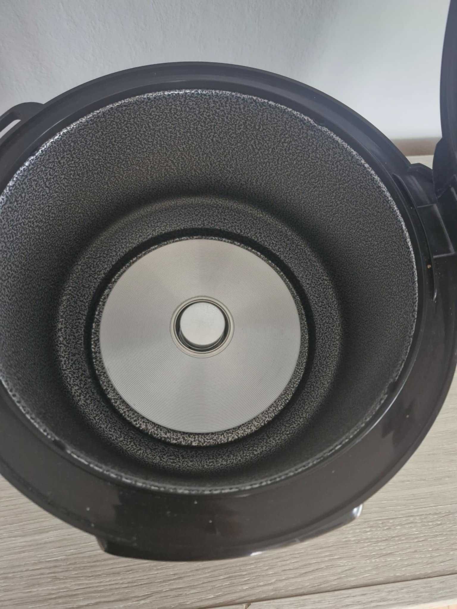 Multicooker Delimano o mocy 700 W, pojemność 5 l - stan idealny.