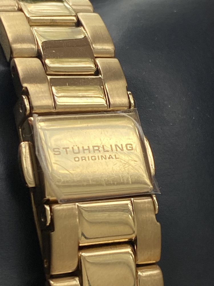 Женские часы Stuhrling original Depthmaster