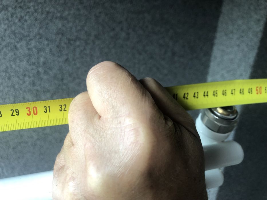 Nowy Grzejnik łazienkowy z kompletem zaworów