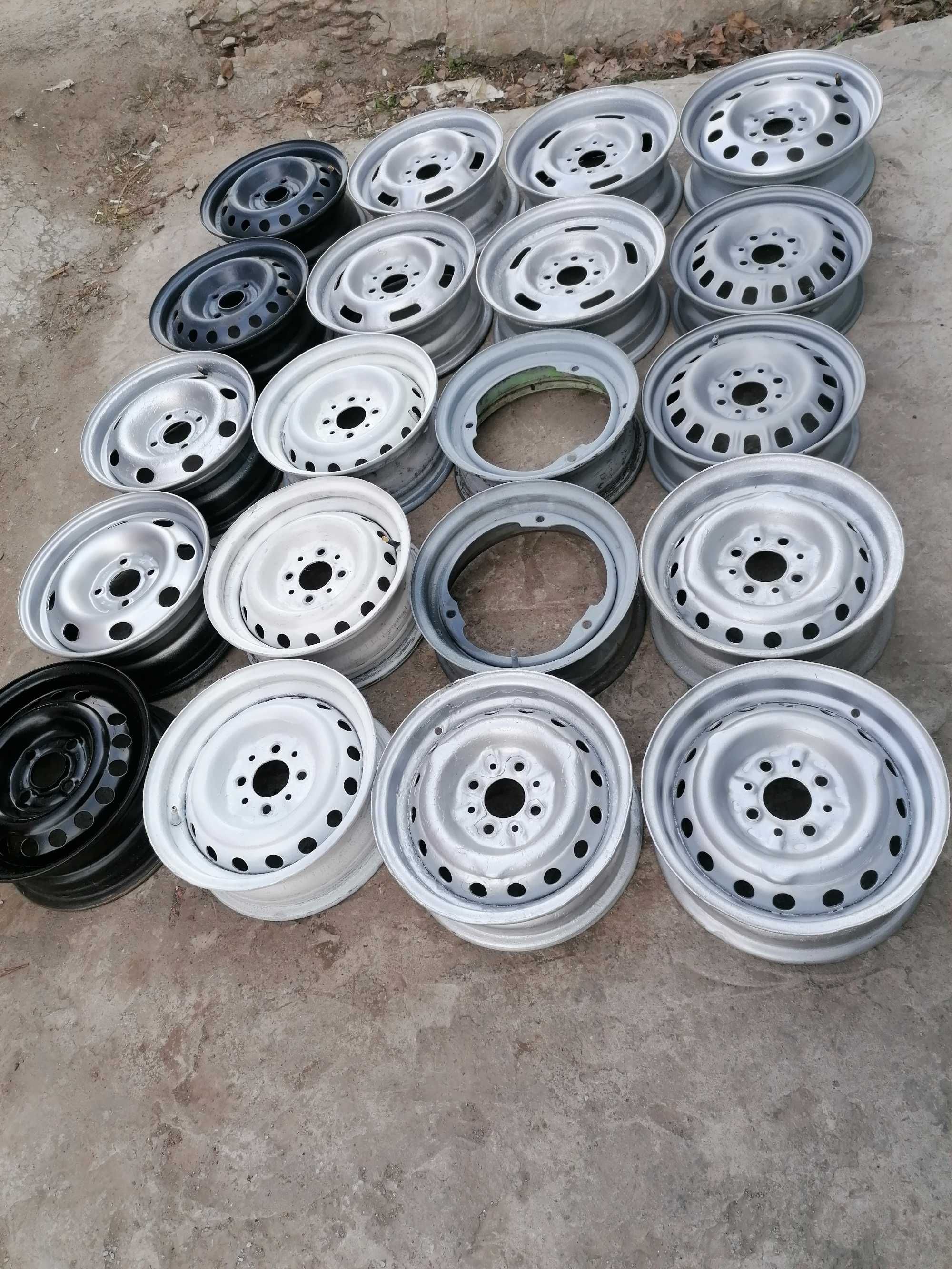 Продам диски  ВАЗ 4 98 13