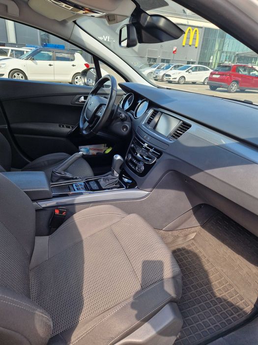 Автомобіль - продаж власного авто.