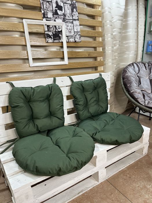 Матраси подушки на лавки піддон підвіконня подушка на лавку поддоны