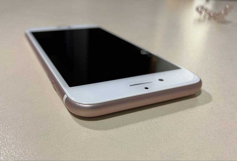 iPhone 7 32гб pink (дуже гарний стан)