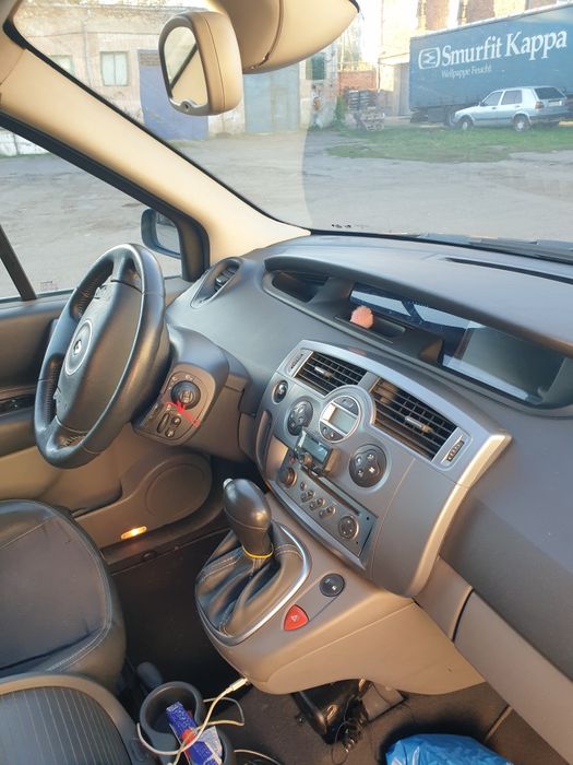 Renault Grand Scenic 2