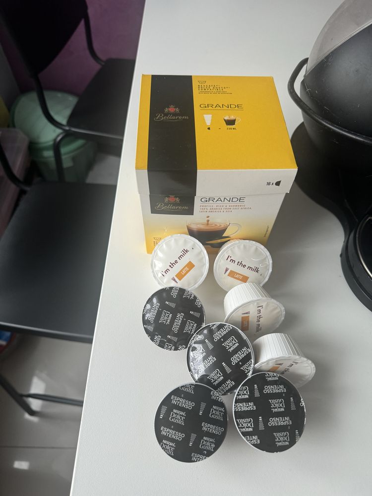 Ekspres na kapsułki Dolce Gusto Krups + 20 kapsułek