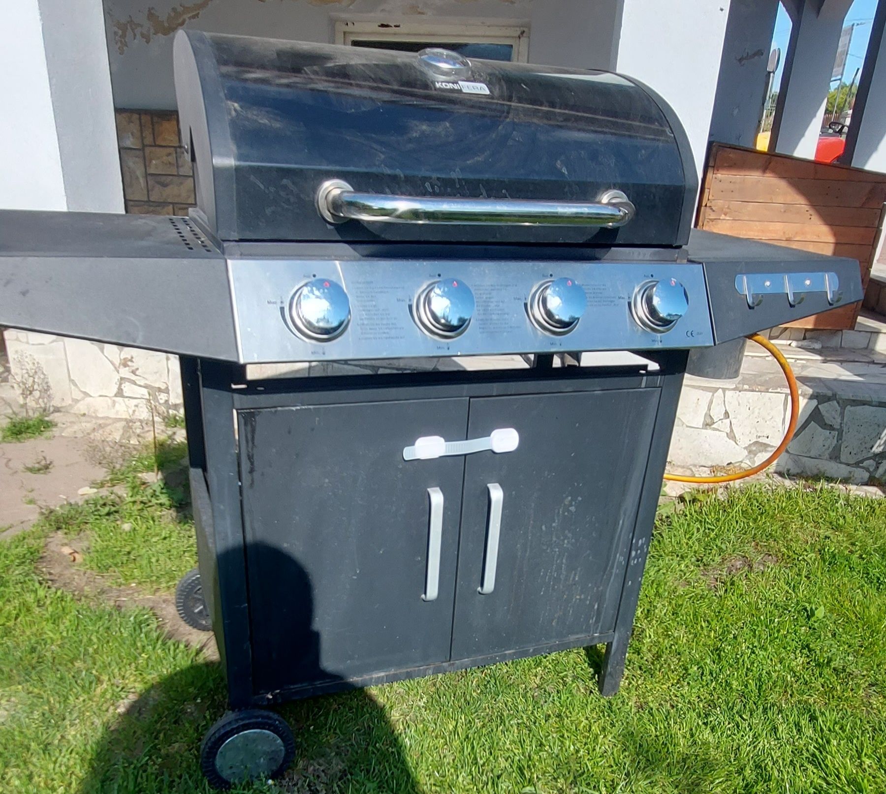 Grill Gazowy 3 i 4 palnikowy Rösle Konifera Barbecook